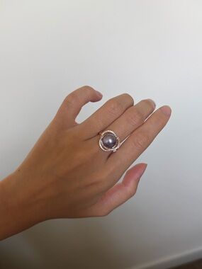 Elegant Gold Ring with purple Pearl and Crystal Halo